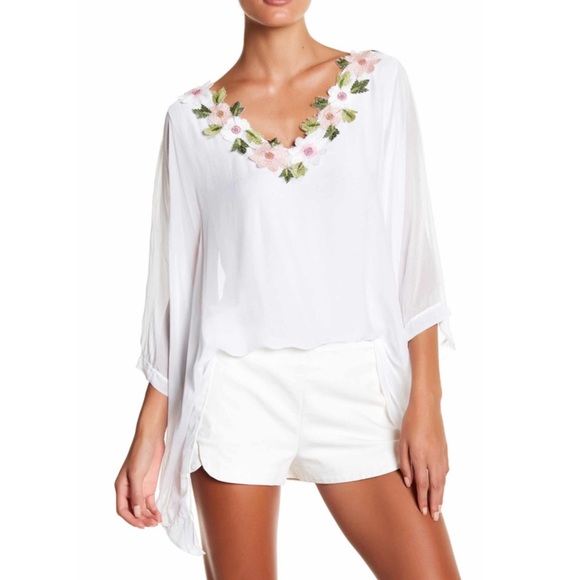 Embroidered Floral Trim Blouse In White - Picture 1 of 1